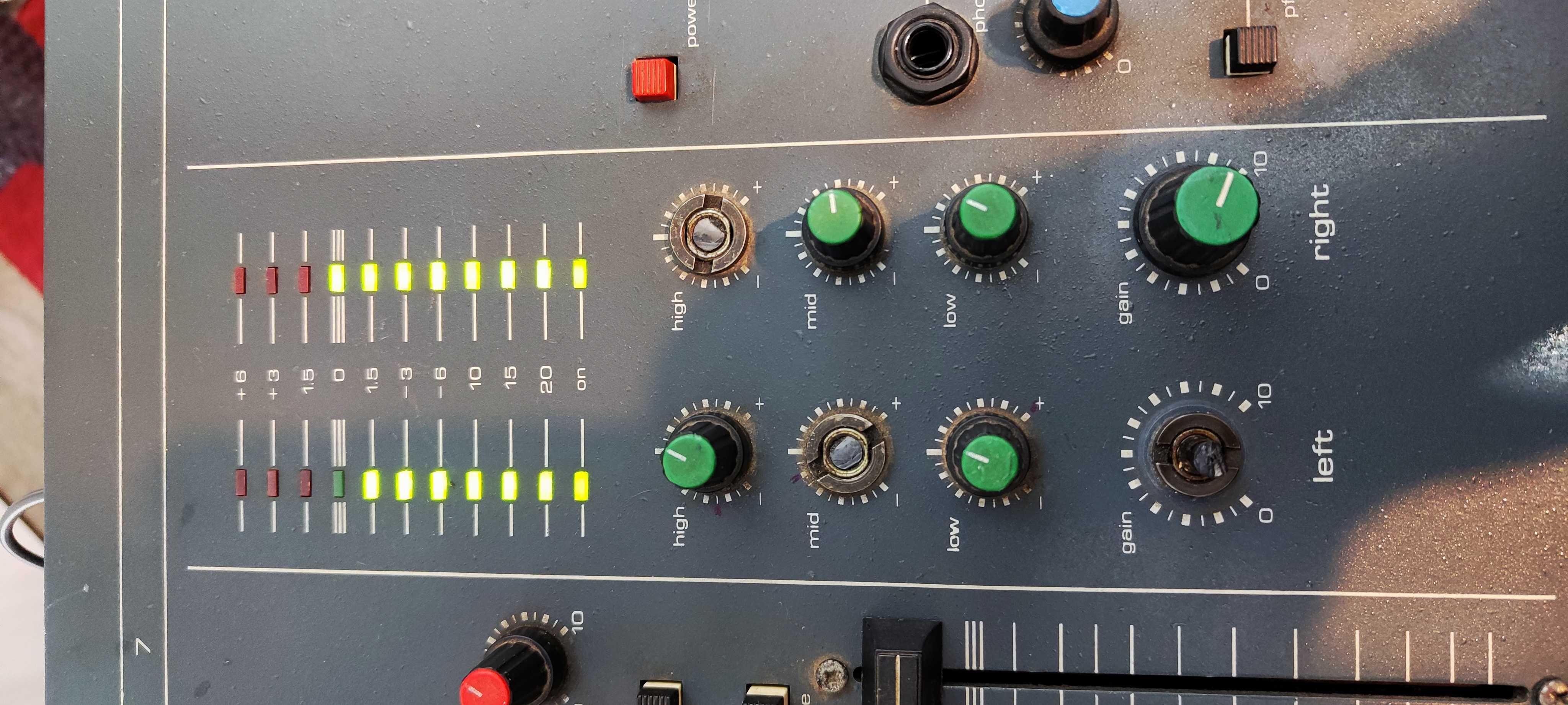 Mixer Audio D&R Discom 2 CU DEFECT Preamplificator Pentru Statie