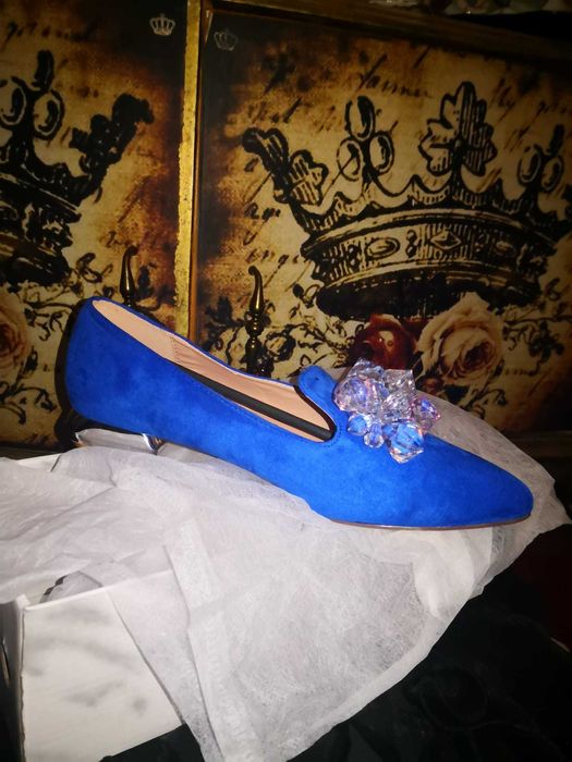 Pantofi eleganți talpa joasă