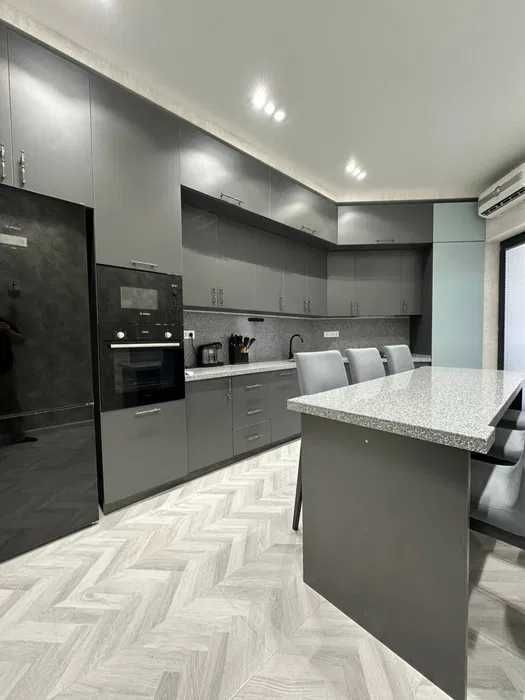 L8 Сдаётся 2ком квартира на  Мирабадский р-н Ул Чехова