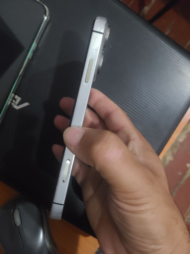 Iphone xr 15 pro korpus qoʻyilagan xolati ideal obnem xam bor xs ga