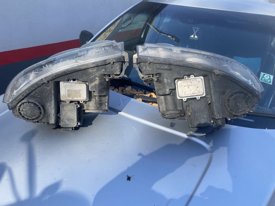 Оригинални фарове за Range Rover Sport