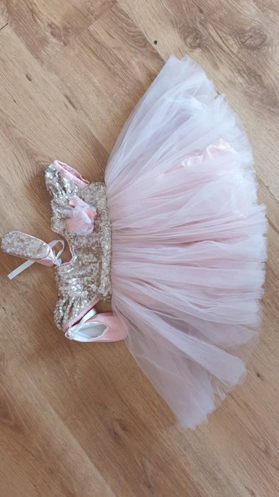 Rochiță roz pudrat cu paiete pentru bebe(ocazie)