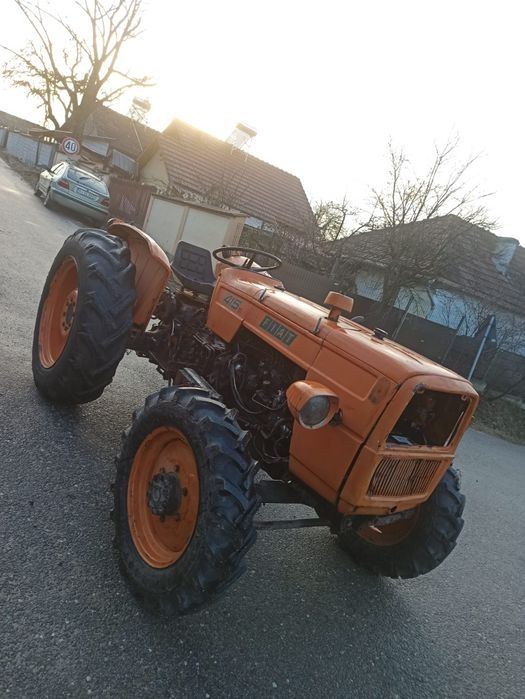 Tractor FIAT 415 DT 4X4 (UTB 445)