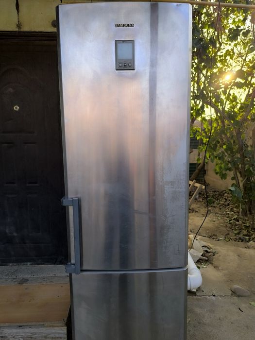 Продается холодильник