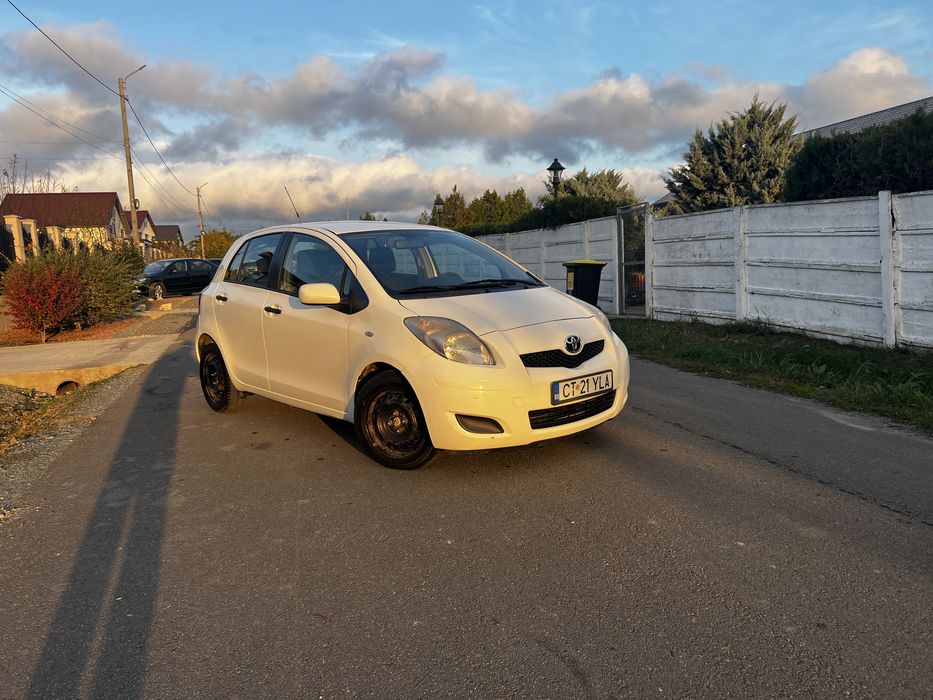 Vand Toyota Yaris 1.5 diesel