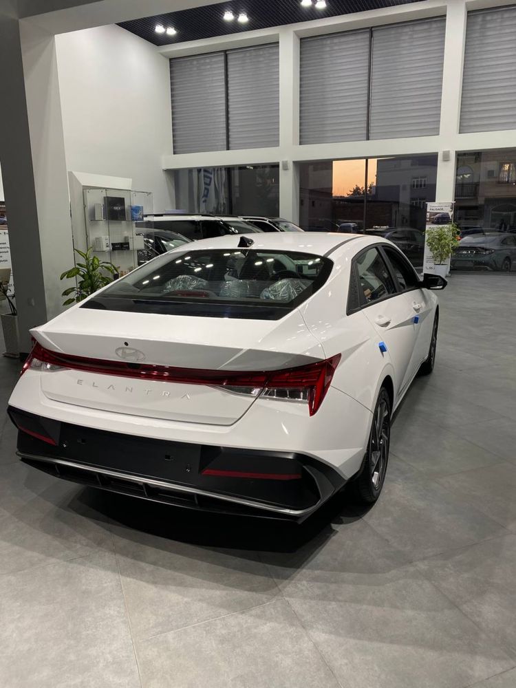 Elantra 2025 tayyor holatta 0 probeg