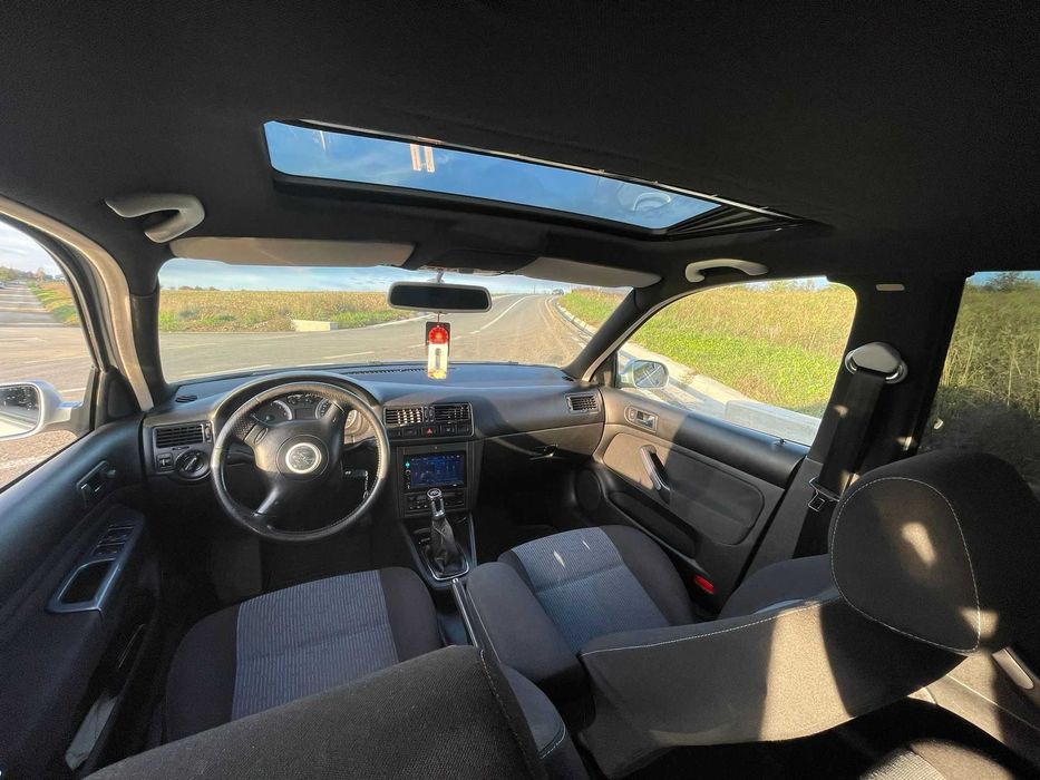 Volkswagen Bora Pacific 2004 1.6 FSI 110 CP