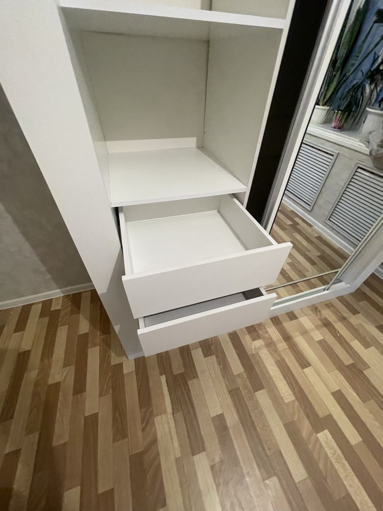 Продам шкаф купе