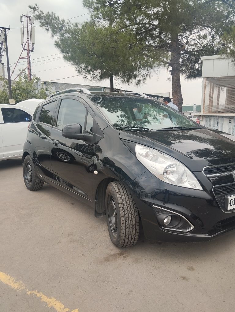 Arenda spark 2022 4 AVTOMAT METAN GAZ
