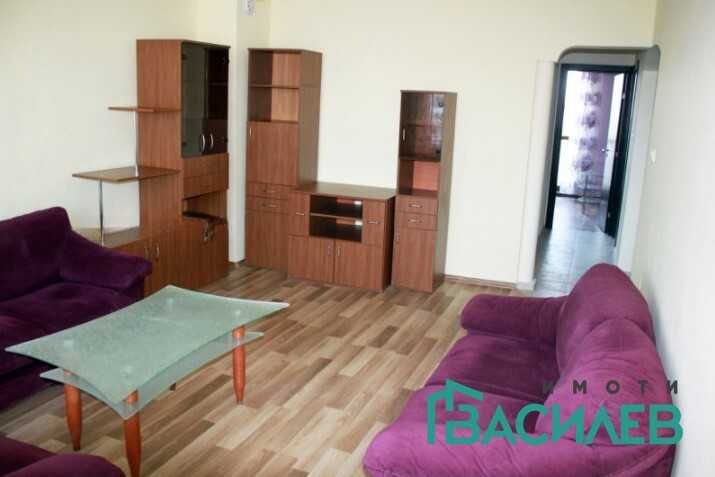 Дава се под наем Тристаен апартамент в София, Център - 82 кв.м за 613.02 € - Снимка #1
