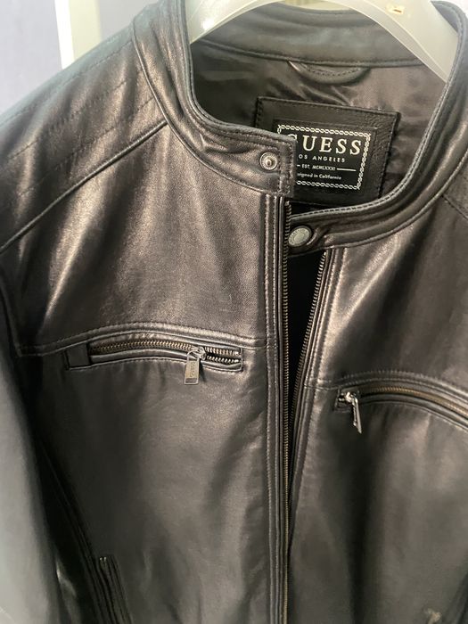 Продам новую кожаную куртку Guess 48-50  р