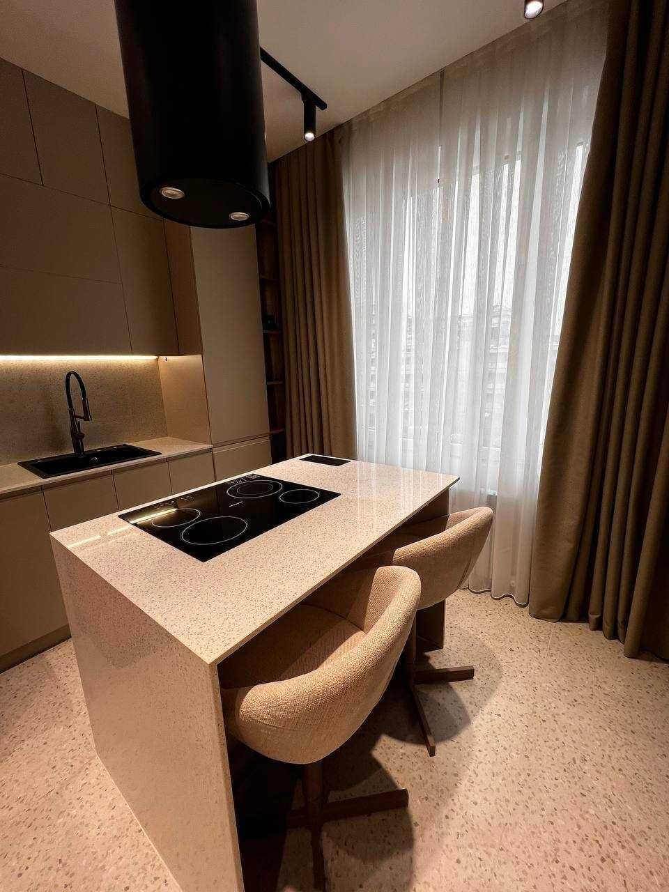 NRG Mirzo Ulugbek, 1в2/4/9, 42м2 авторский проект СРОЧНО !!