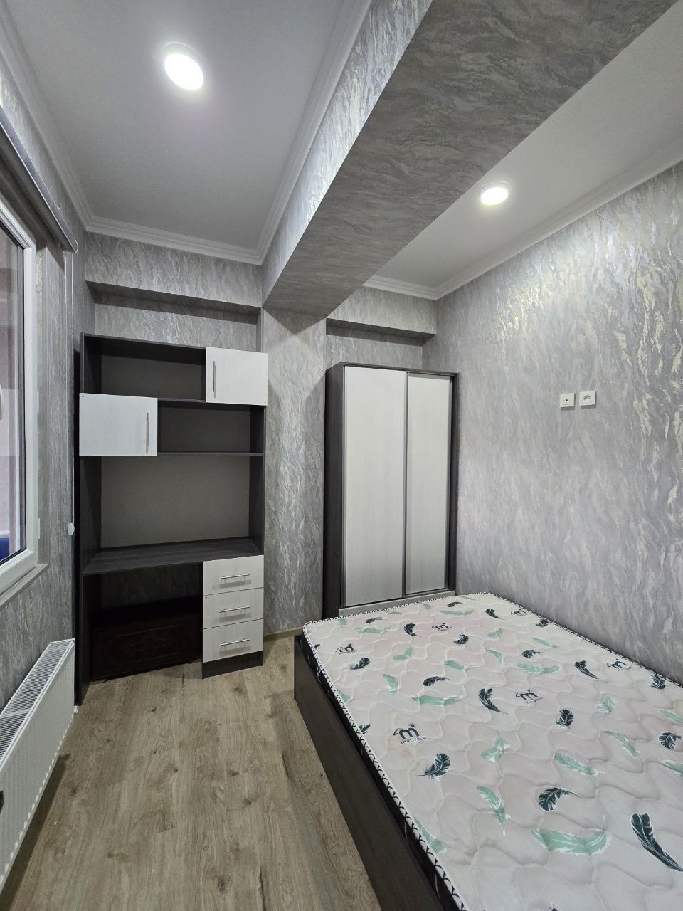 Yunusobod 4 mavze 2 xona 9 etaj 11 etajli sotiladi novostroyka