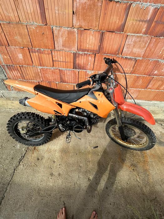 Cross 125 CC loncin