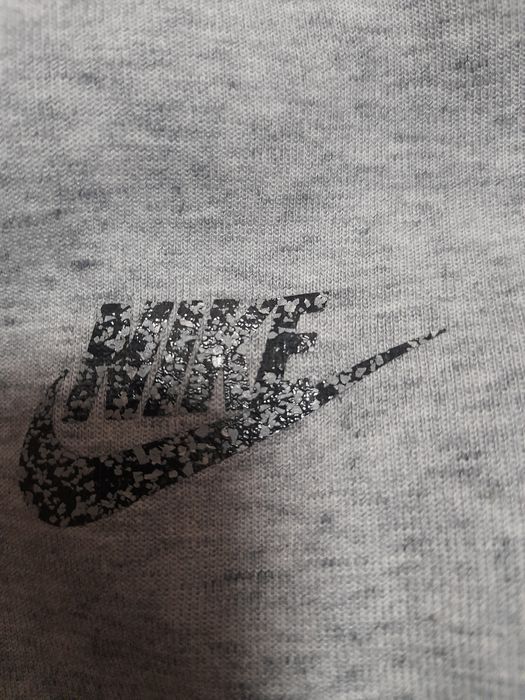 Nike tech мъжко долнище S размер.