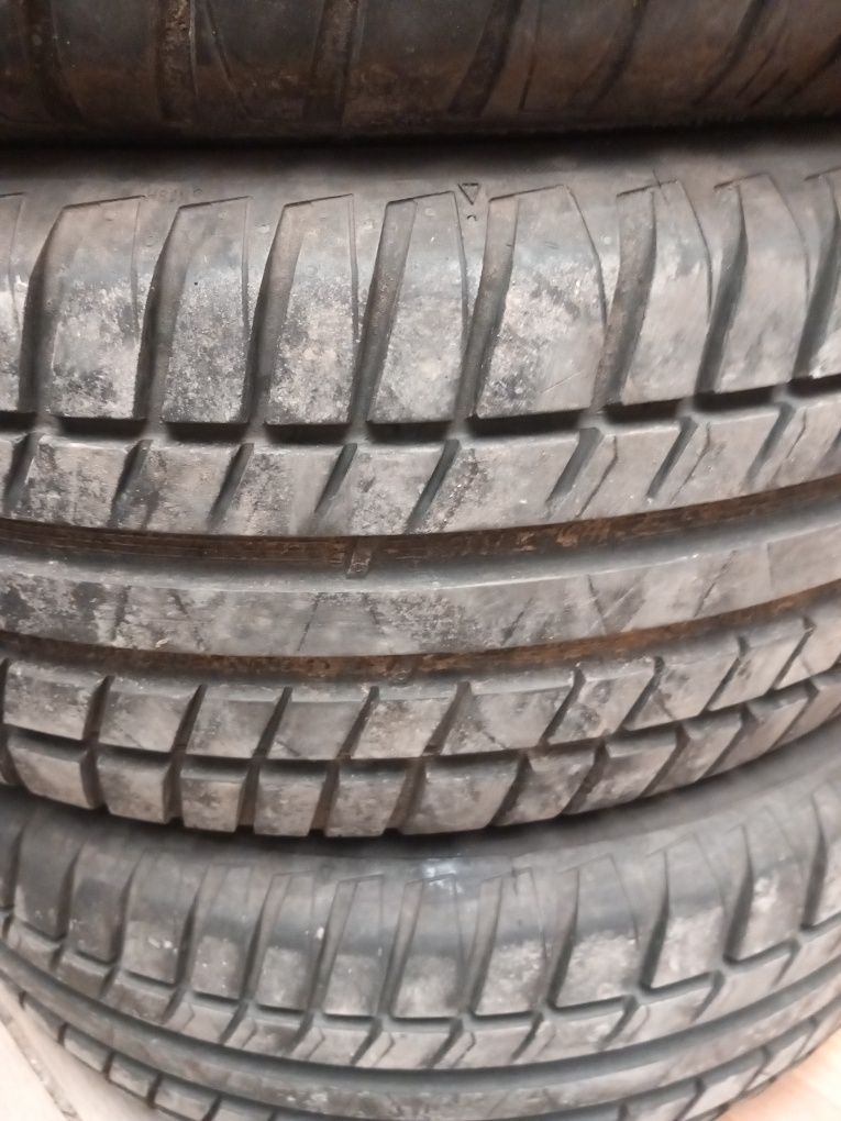 Anvelope  vara 195 55 15 dot 2023