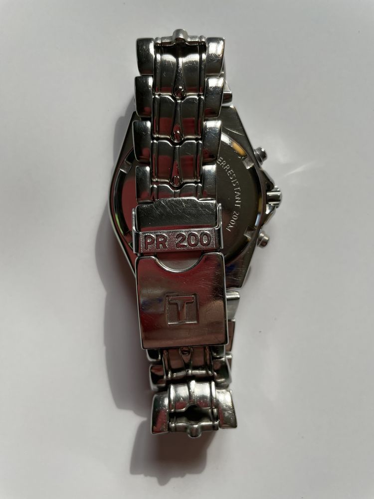 Часовник Tissot