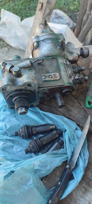 Pompa de injectie + 3 injectoare