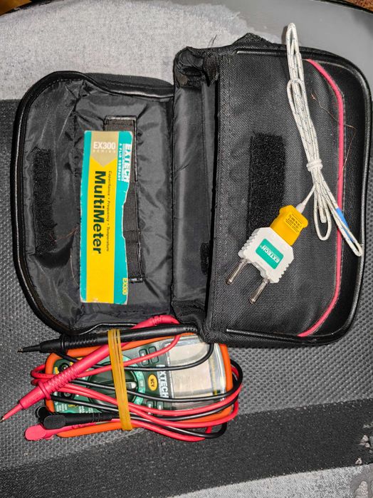 Продавам МУТЛИЦЕТ / МУЛТИМЕР EXTECH 330   series 300