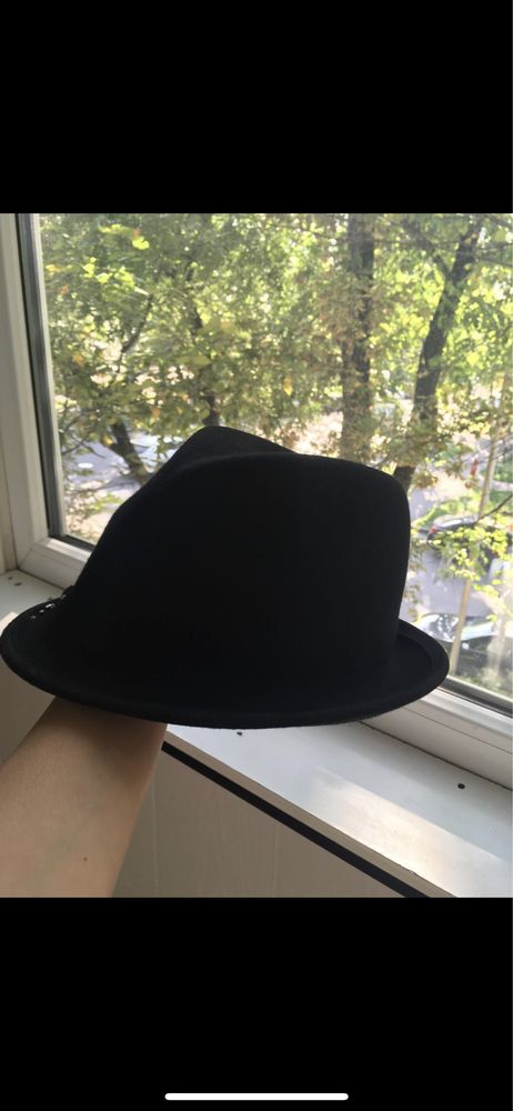 Шляпа унисекс черная