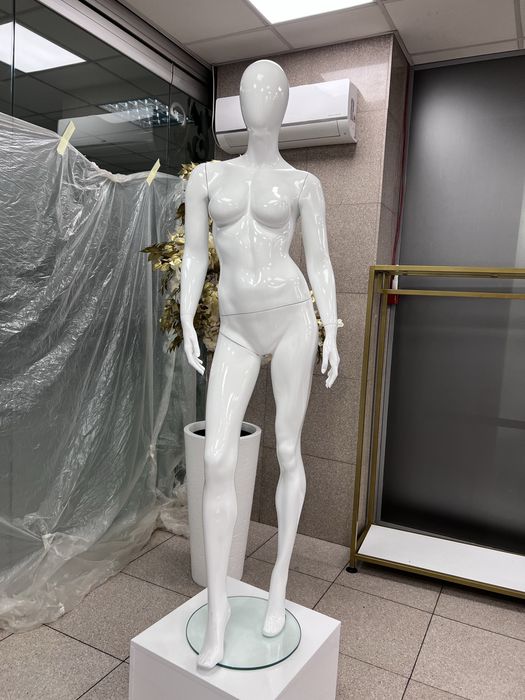 Манекени най-високо качество