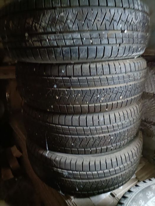 Шины зимние 225/70/16