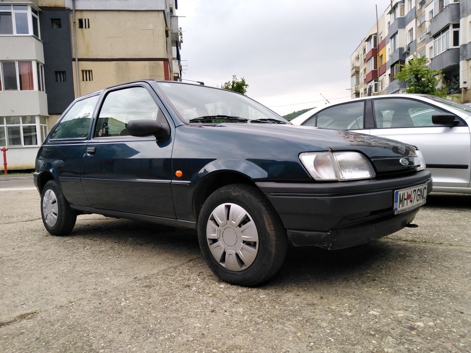 Vând Ford Fiesta 1.3 benzină 1994