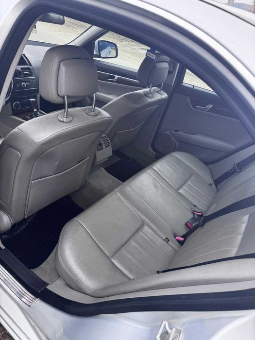 Mercedes C-Class  W204