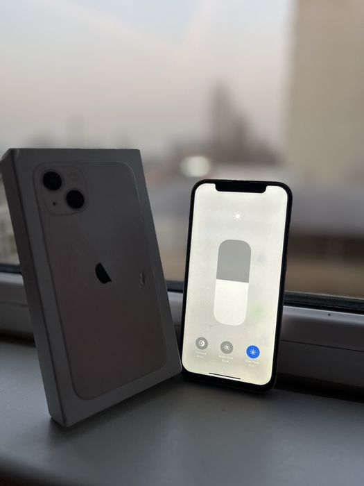 Айфон 13 розовый