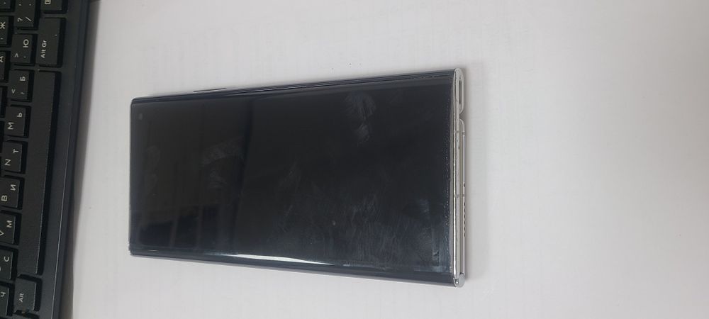 Продам  Huawei  mate  xs2  8.512  часы в подарок