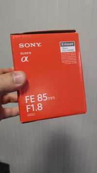 Obiectiv aparat foto Sony FE 85mm f/1.8 (SEL85F18)