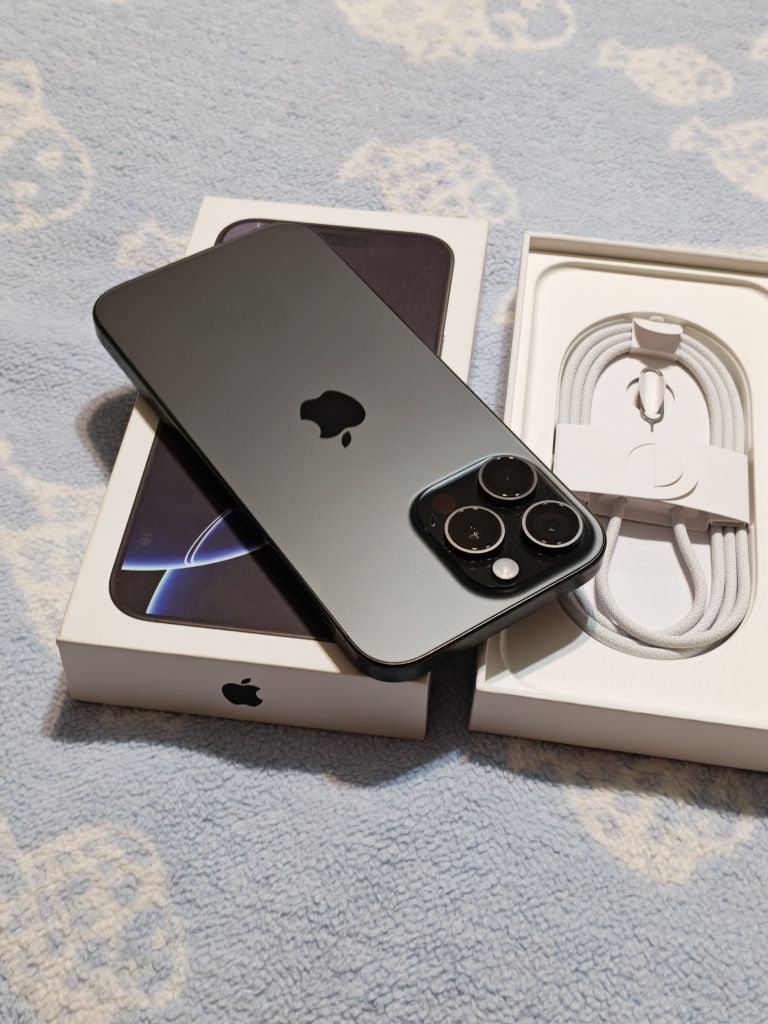 iPhone 16 Pro Max 256 gb akb 100 EAC