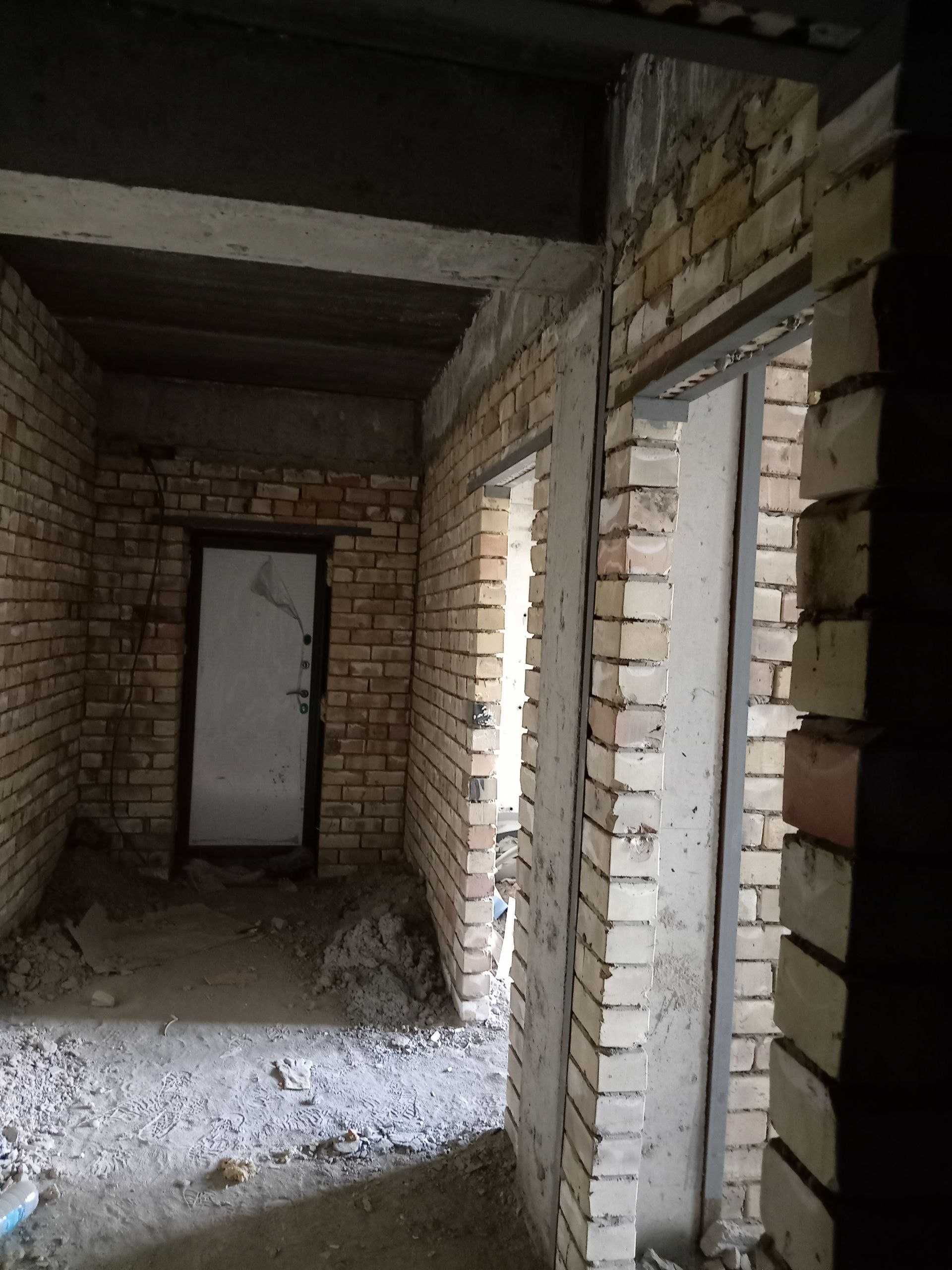 Продается квартира в Новастройке 2/6/9 . м.М.Улугбек  50,4кв.