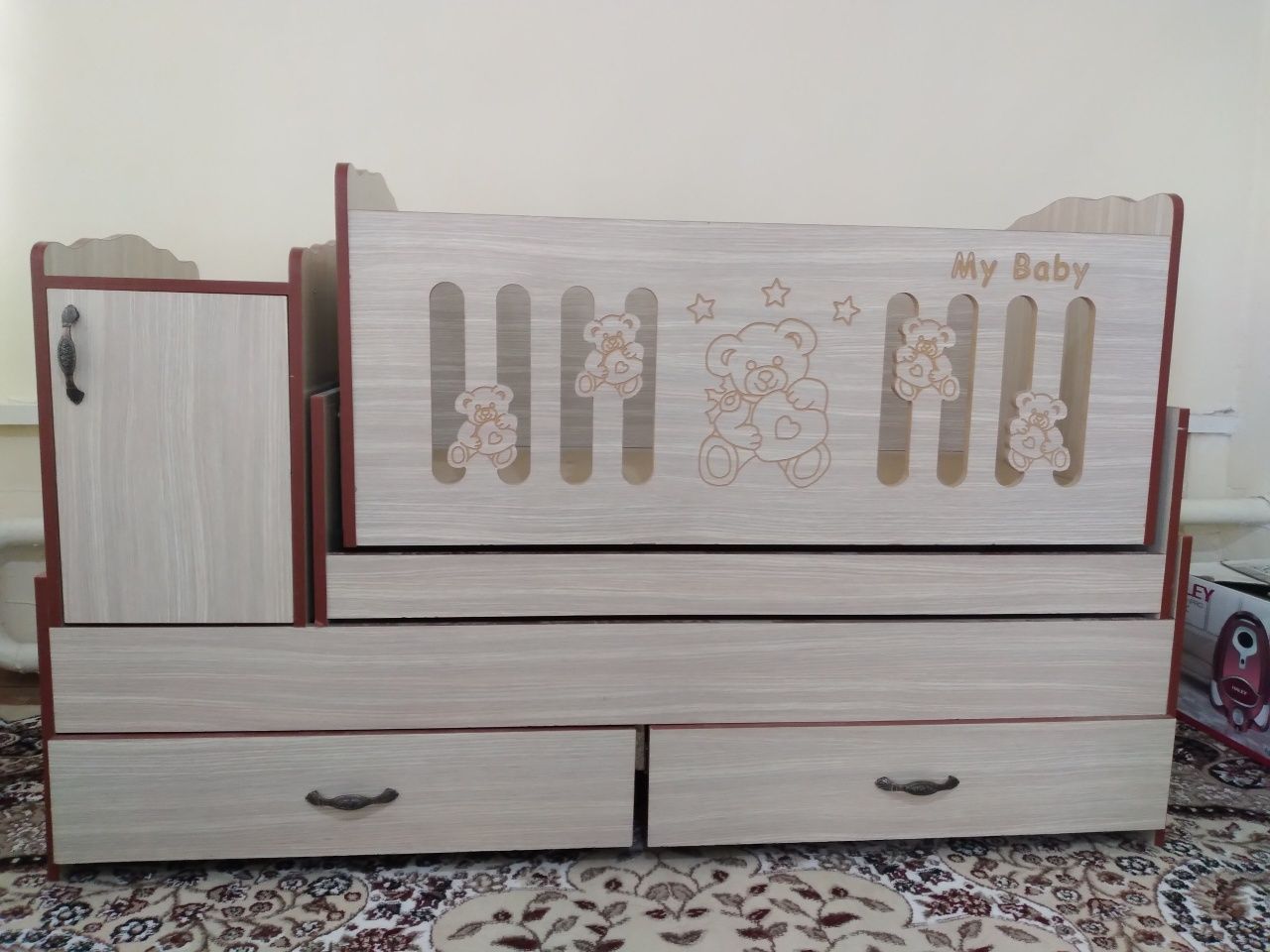 Срочно продаётся детский кровать