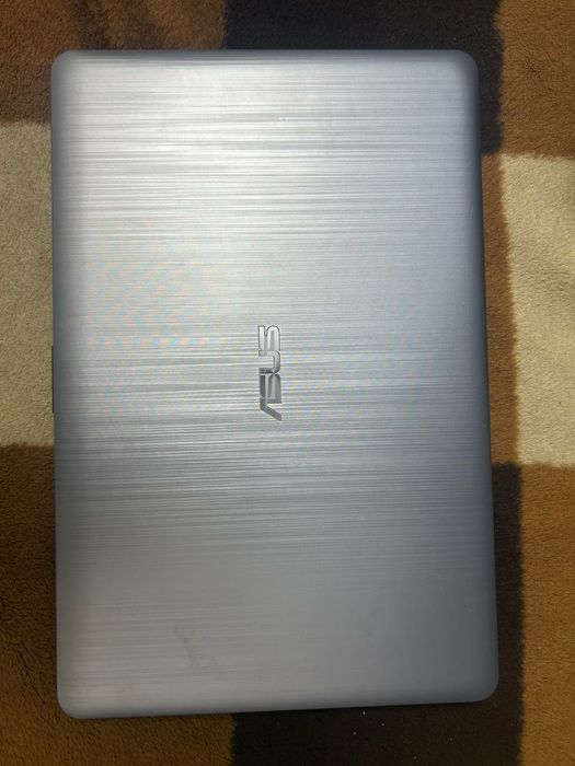 Продам ноутбук ASUS