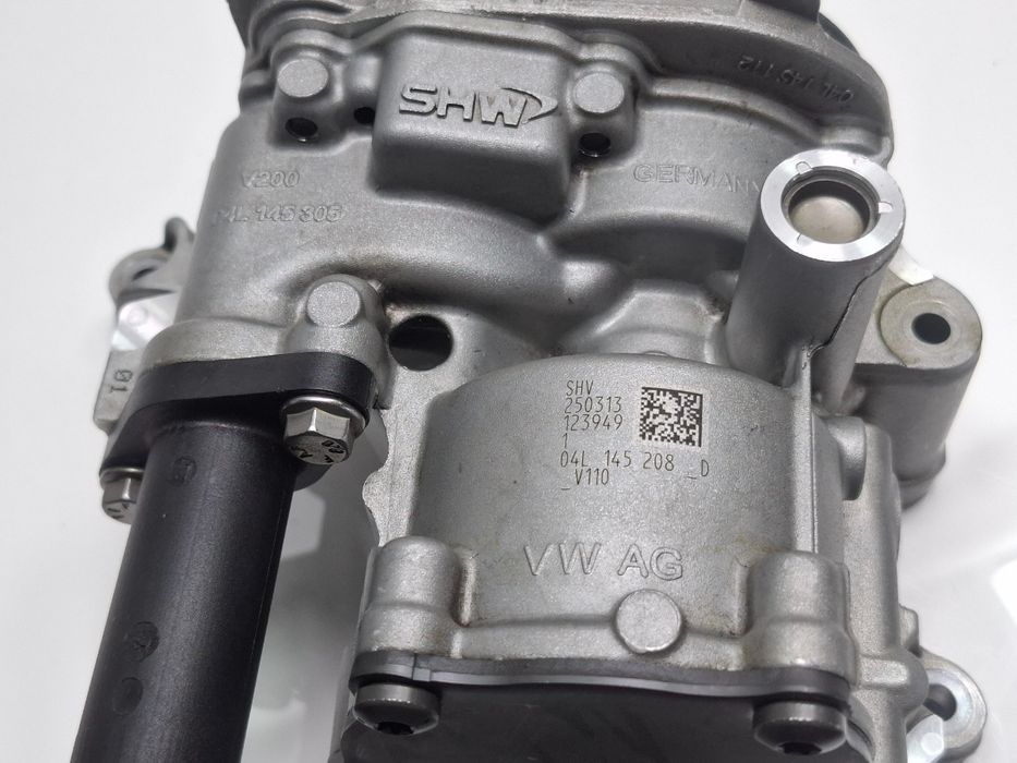 Pompa ulei AUDI A3 Sportback 8VA, 8VF 2012 - > TDI CLHA 04L145208D , 0