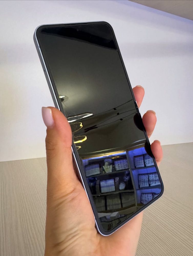 Galaxy Z Flip 6 256 Гб | KASPI 0-0-24