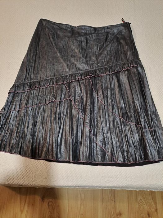 Дамски елегантен костюм