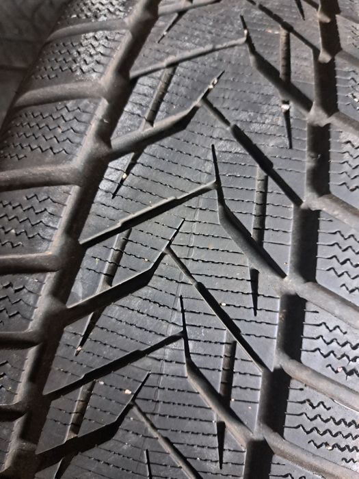 Set 4 anvelope iarnă cu jante Aliaj R17 Mazda