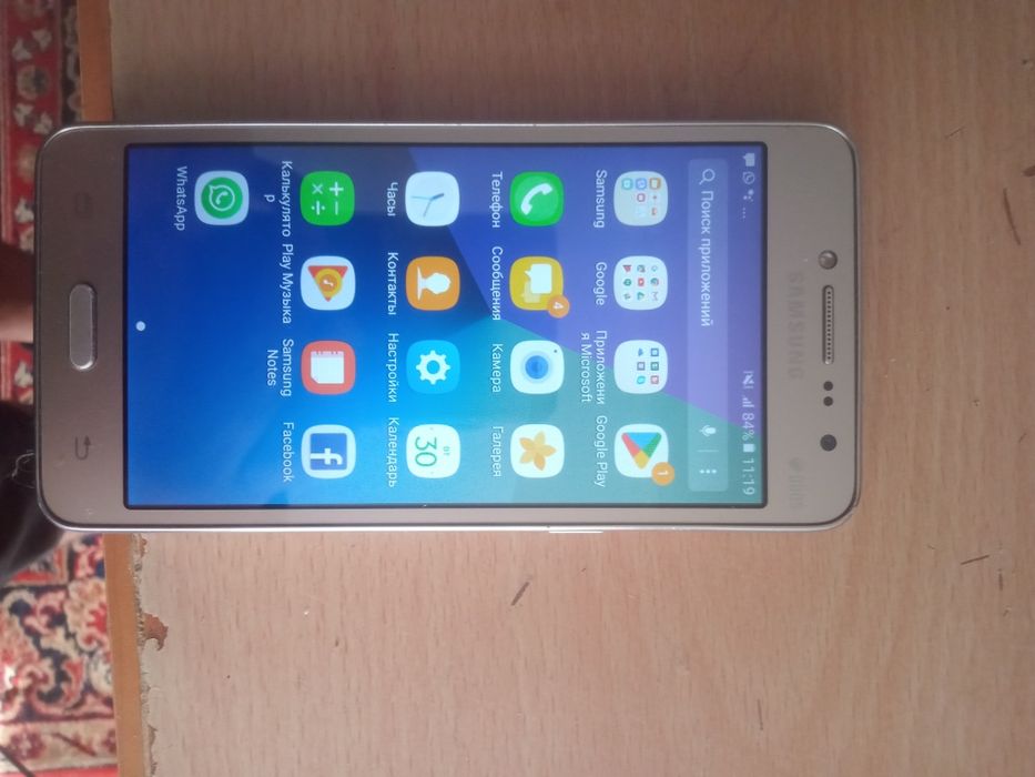 Продам Samsung j2 praim