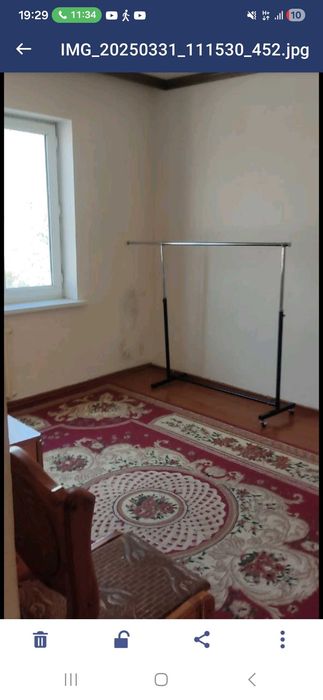 Zangiota tumani Eshonguzar qo'rg'oni Raysentrda 2 xonali uy sotiladi