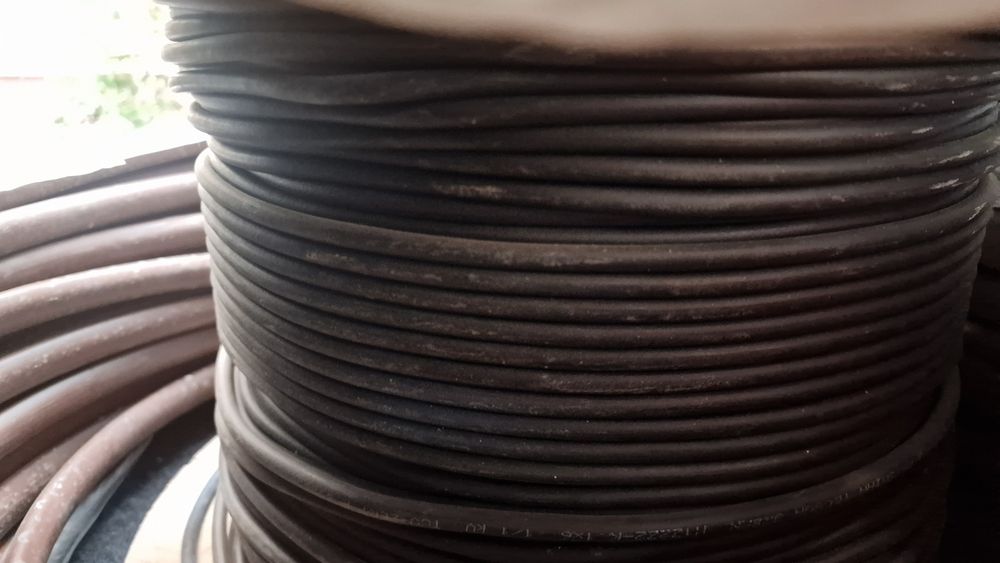 Cablu pentru panourii solare