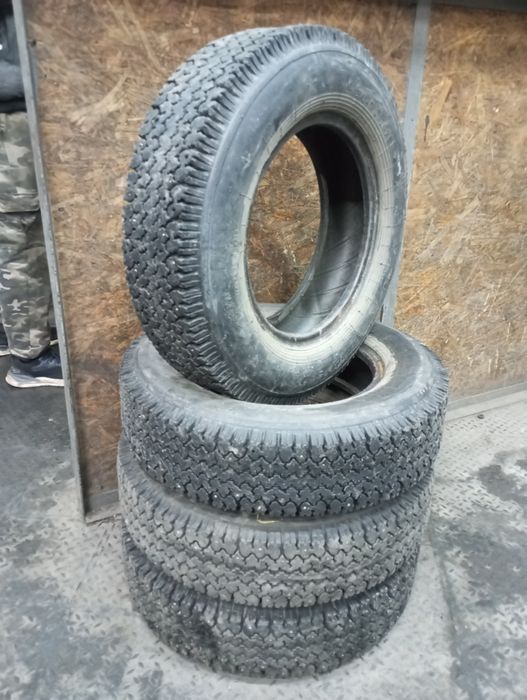 Продам 13 болоны чисто на запаску или на прицеп