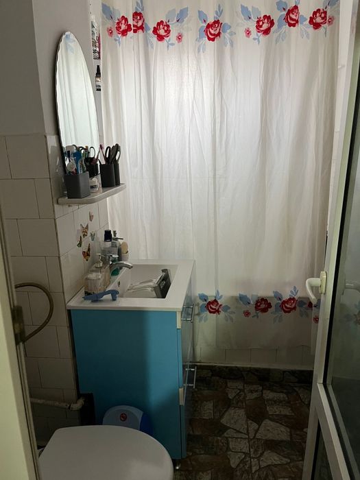 Apartament 3 camere de vânzare