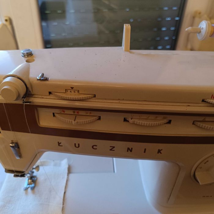 Шевна машина Лучник Финес 884, нова, електрическа