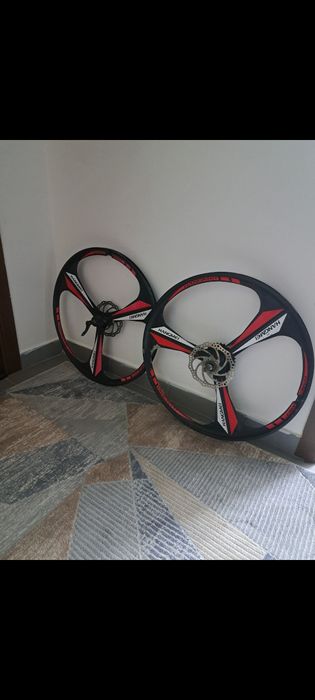 Vând rotii bicicleta 26 inch