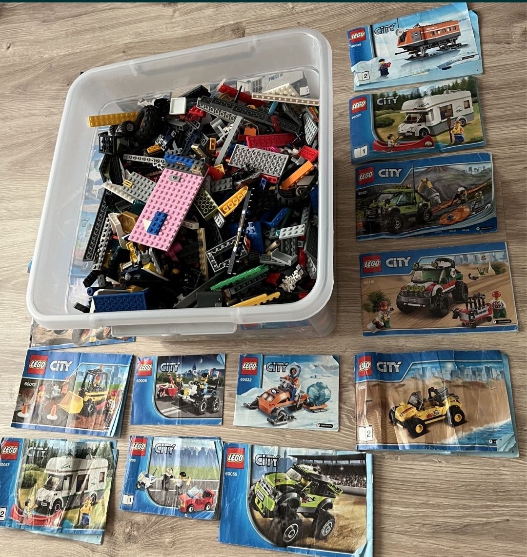 14 kilograme de Lego + cărticele (Star wars, Minecraft, Ninjago, City)