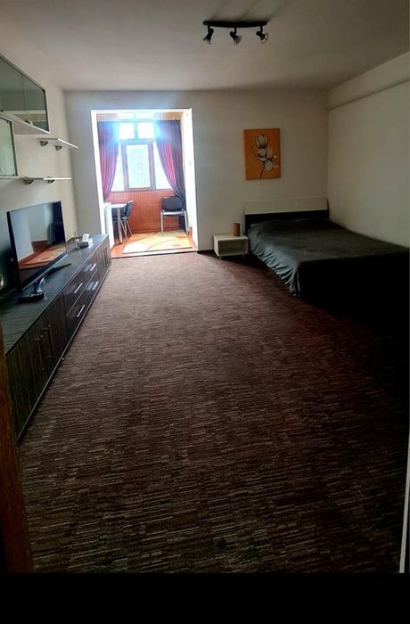 De vânzare Vând garsoniera 30mp  zona centrala Griviteti Tg Jiu