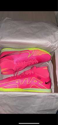 Футзальная обувь Nike Air Zoom