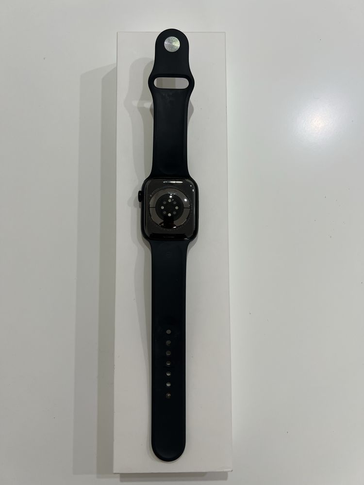 Apple Watch 7, 45 mm, midnight